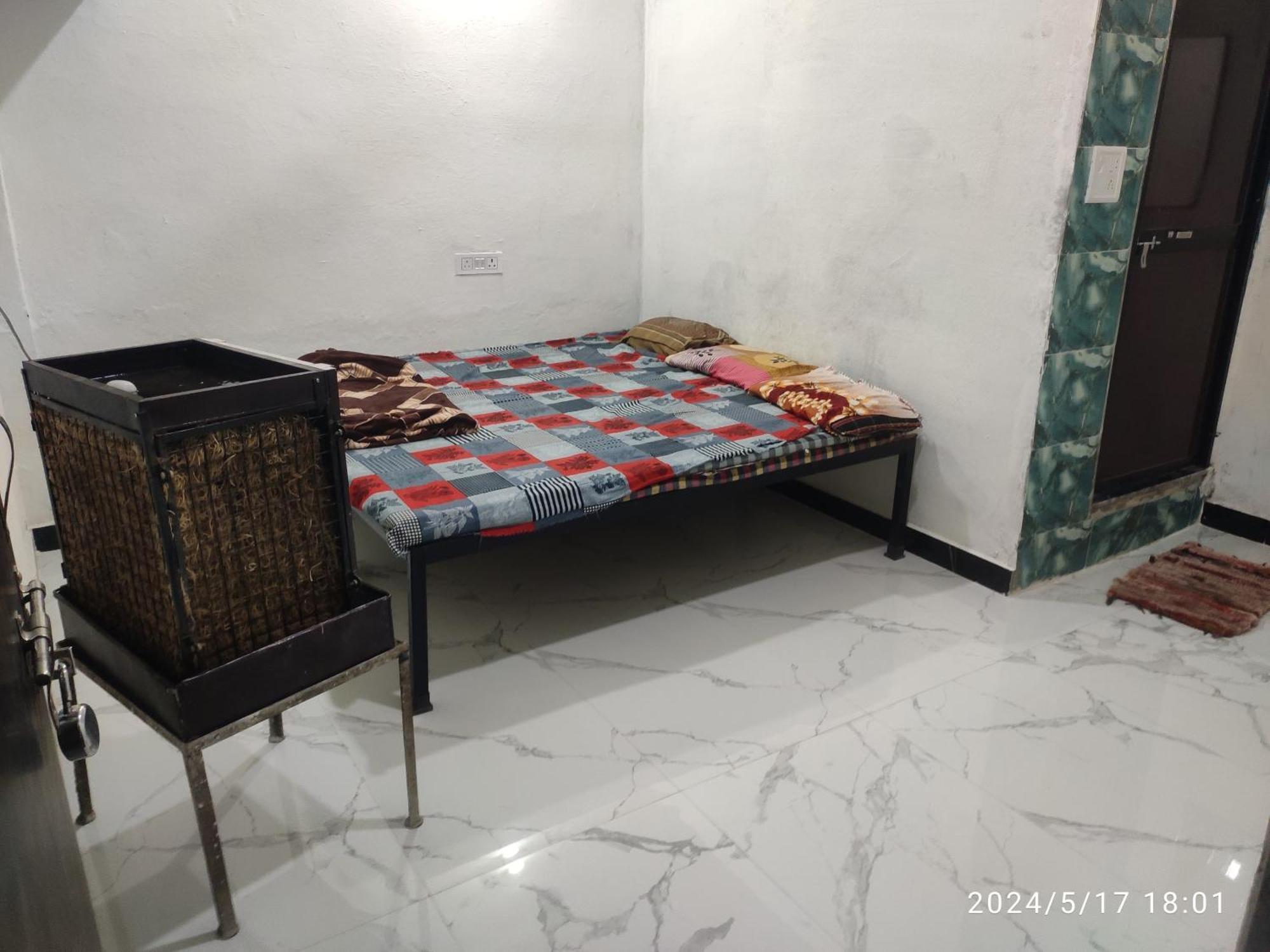 Kuber Bhandari Guest House And Hotel Sehore Eksteriør bilde