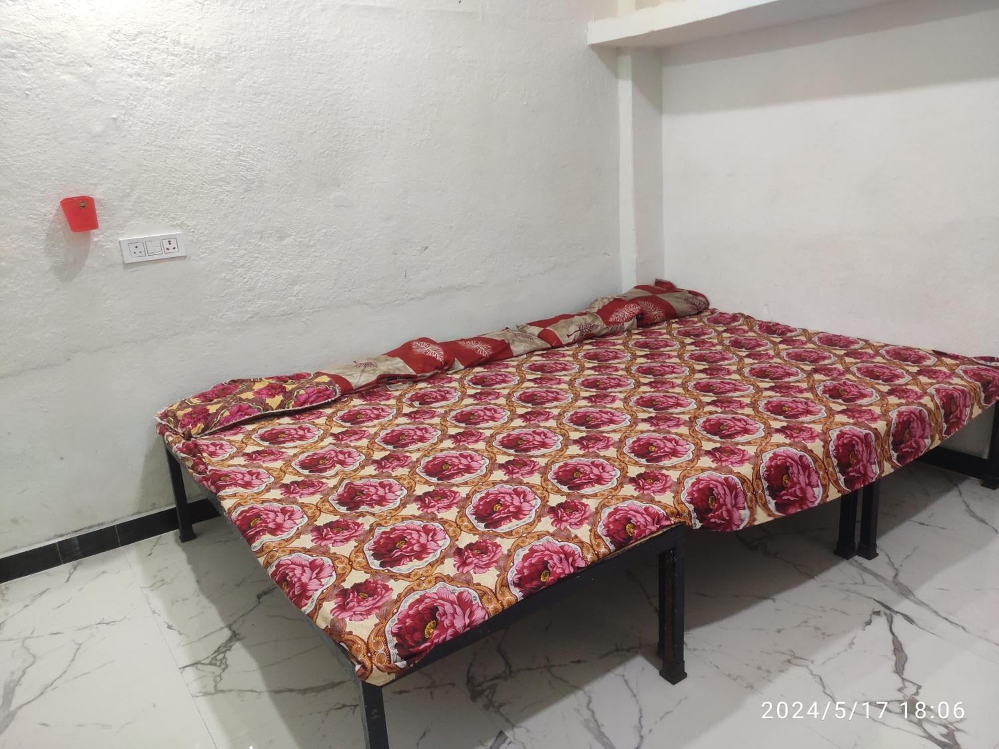 Kuber Bhandari Guest House And Hotel Sehore Eksteriør bilde